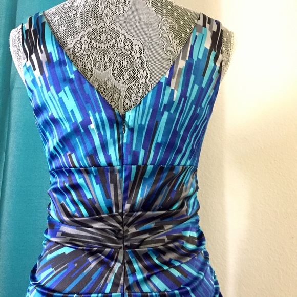 🆕 LONDON TIMES wiggle DRESS! - Picture 5 of 7